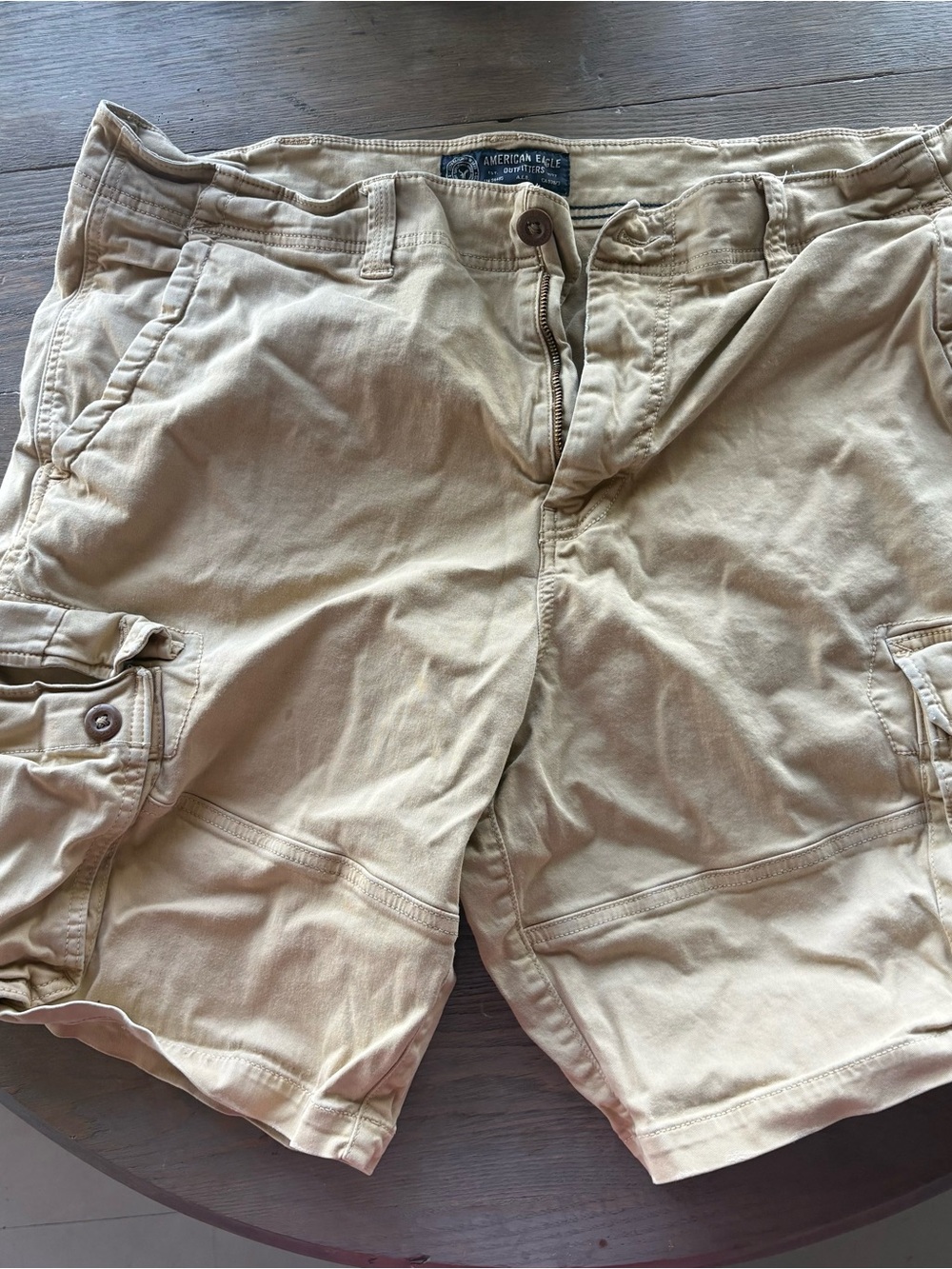 American Eagle Outfitters Men’s Tan Cargo Shorts